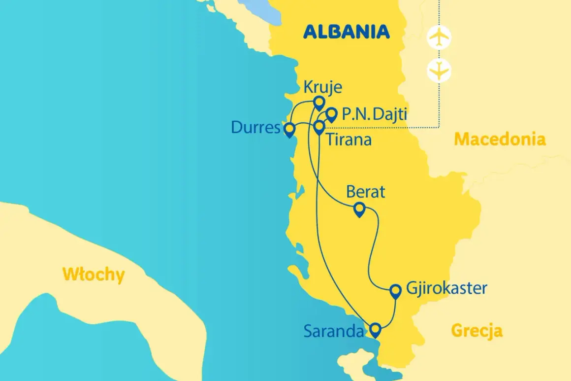 Mapa pokazuje, gdzie leży Albania, między Włochami a Grecją. Zaznaczone są główne miasta: Tirana, Durrës, Kruja, Berat, Gjirokaster i Saranda.
